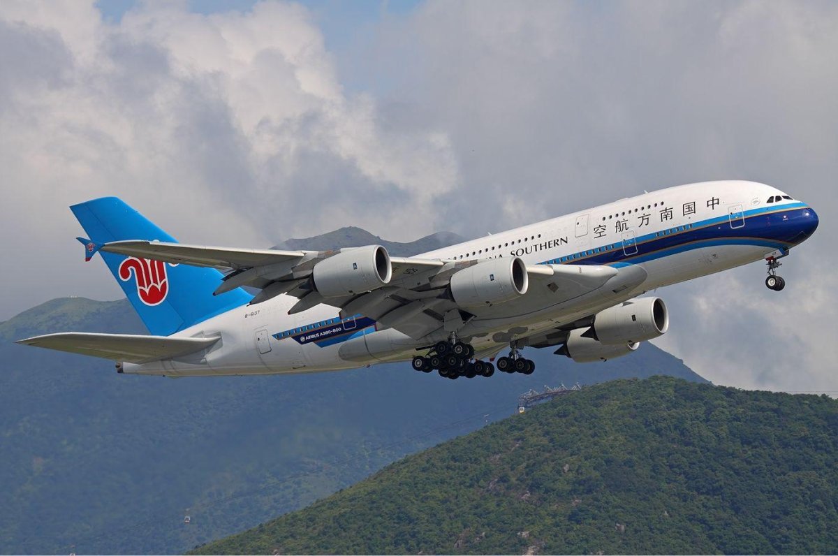 Китайская авиакомпания China Southern Airlines