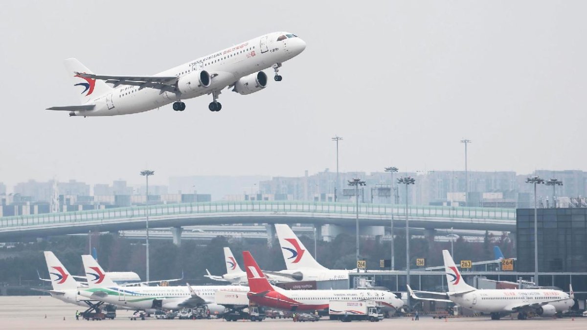 Comac 919 China Eastern