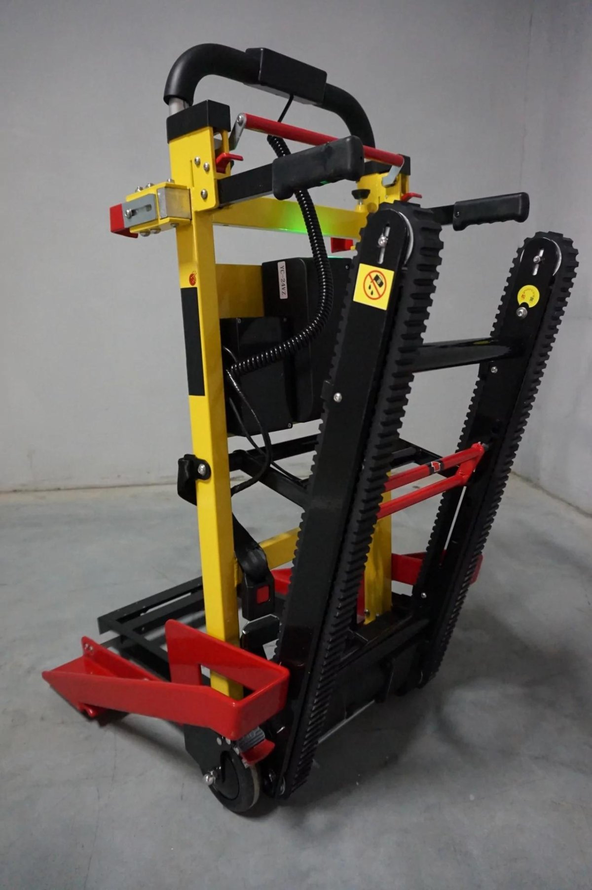 Гусеничный подъемник