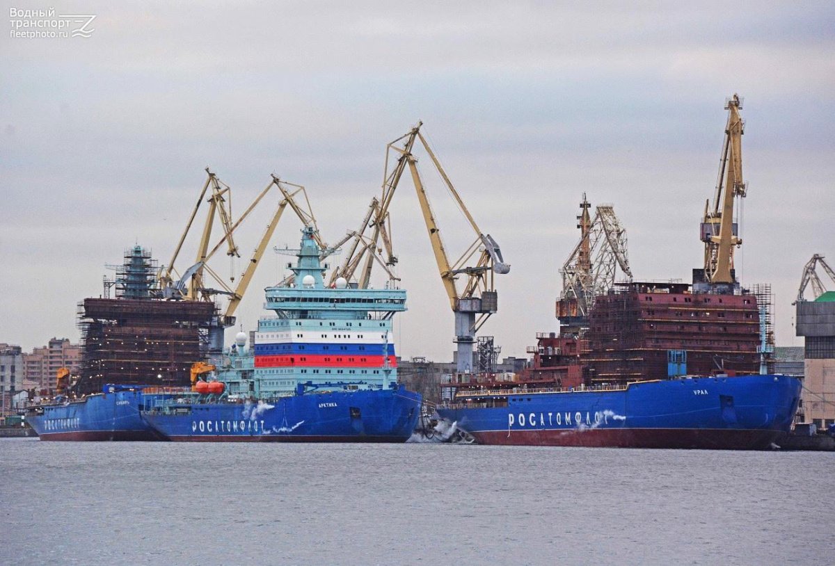 Ледокол Арктика 22220
