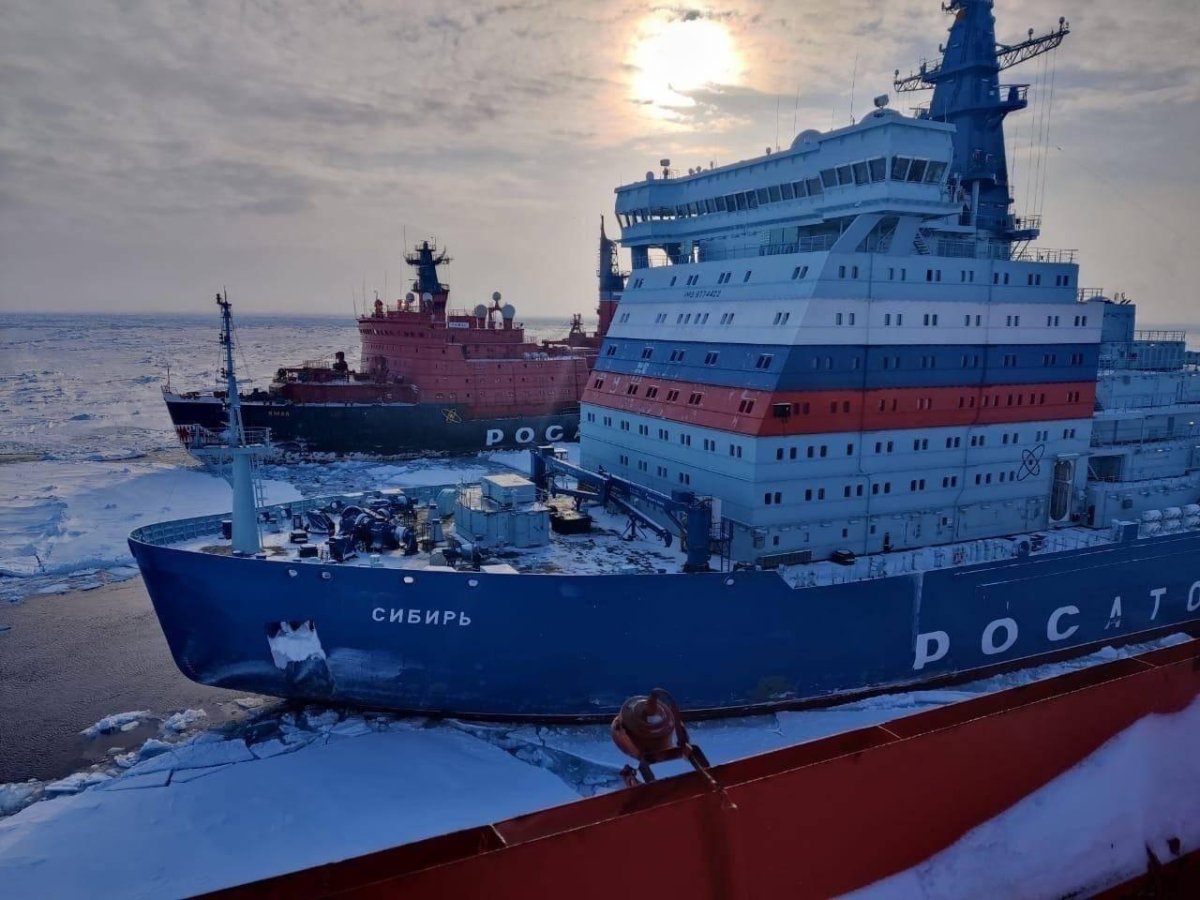 Сибирь атомный ледокол проекта 22220
