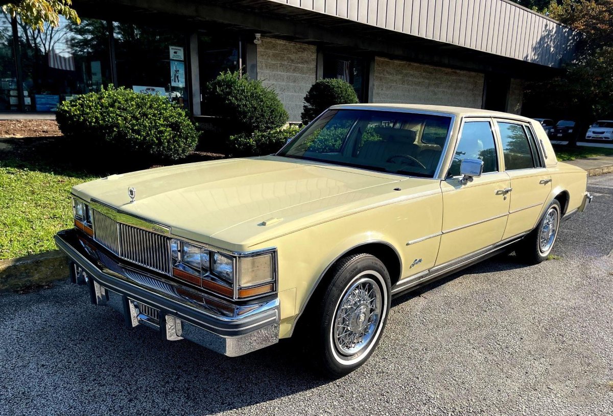 Cadillac Seville 1977