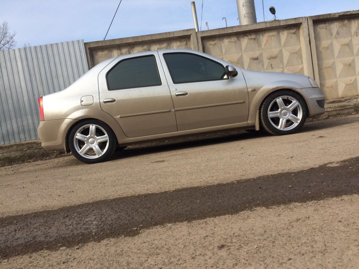 Рено Логан r16