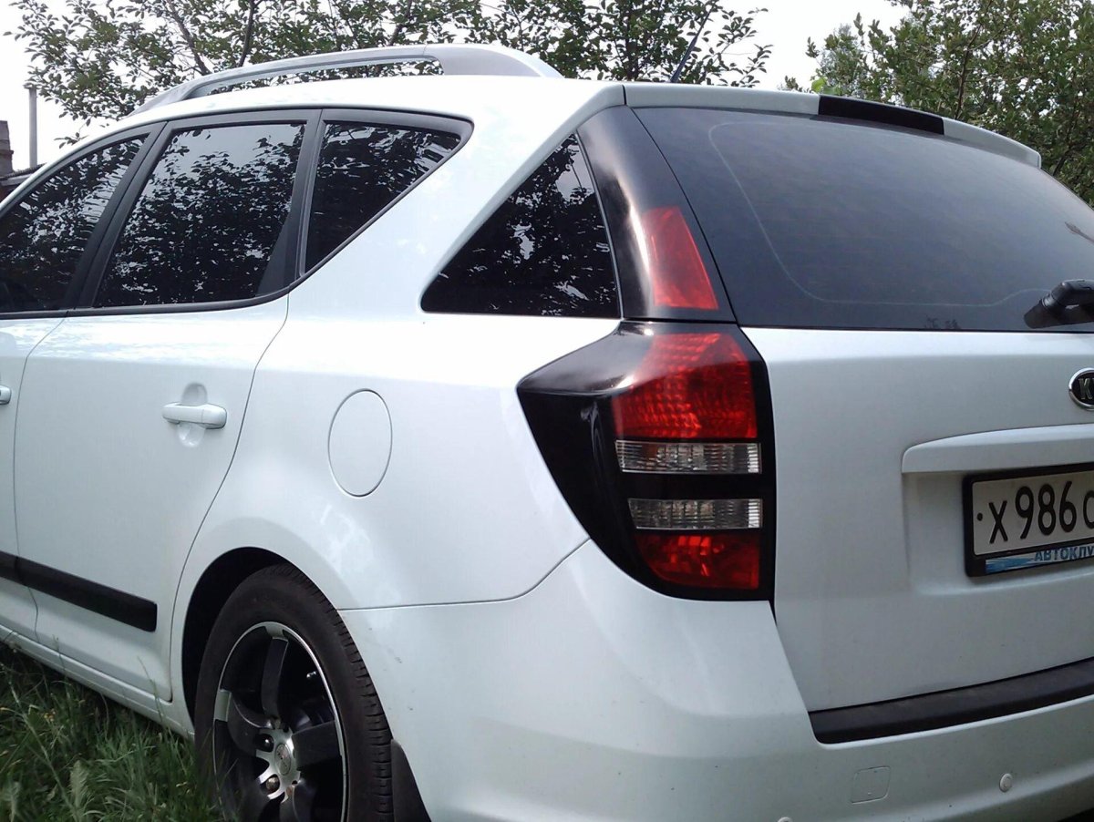 Kia Ceed 2008 универсал сзади