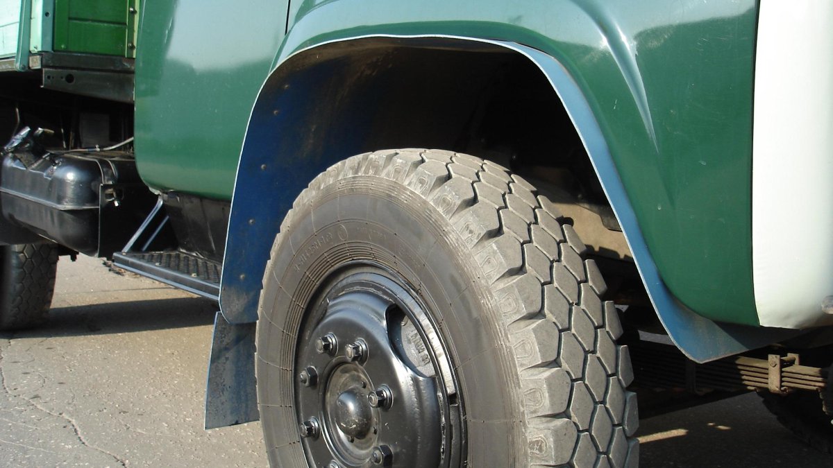 Подкрылки ЗИЛ 131