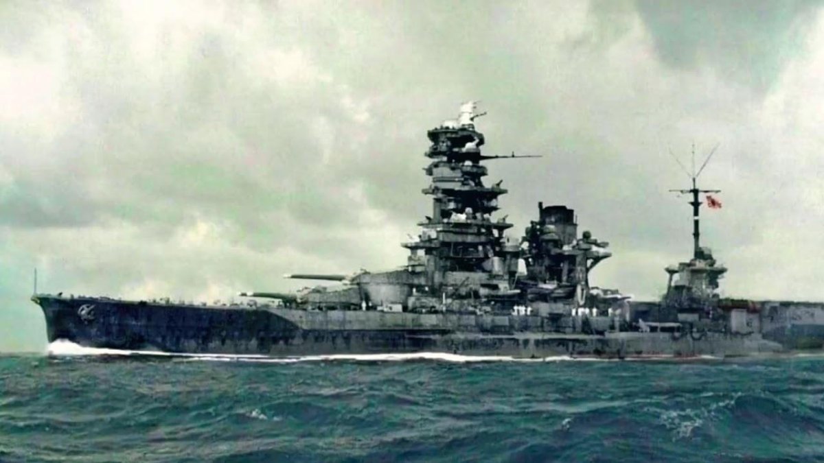 IJN Hyuga линкор