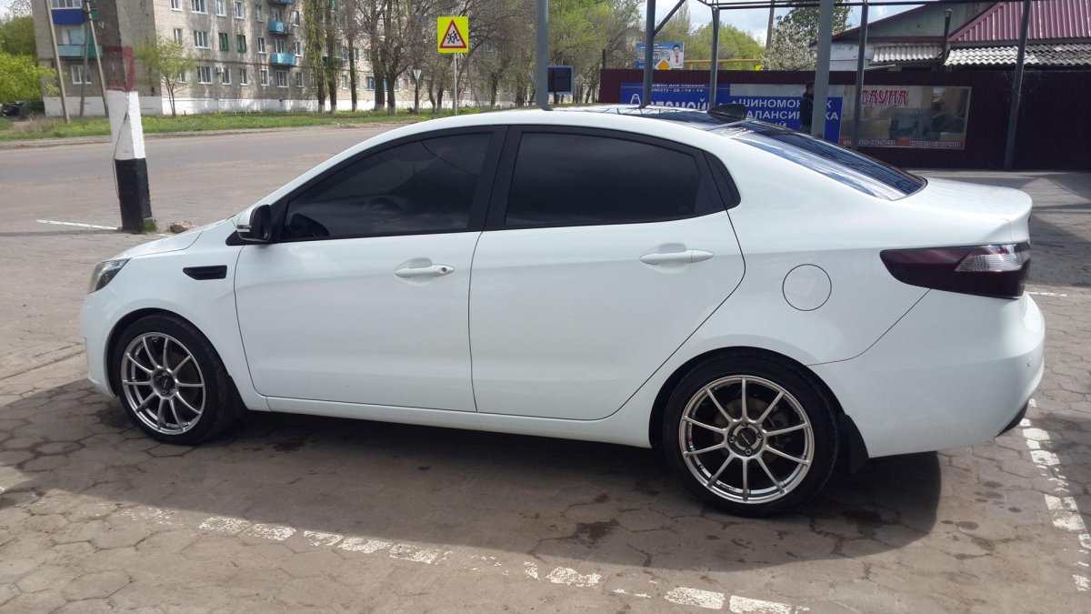 Kia Rio 3 колеса r17