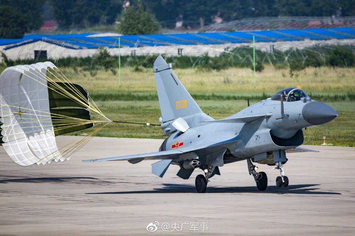 Chengdu j-10