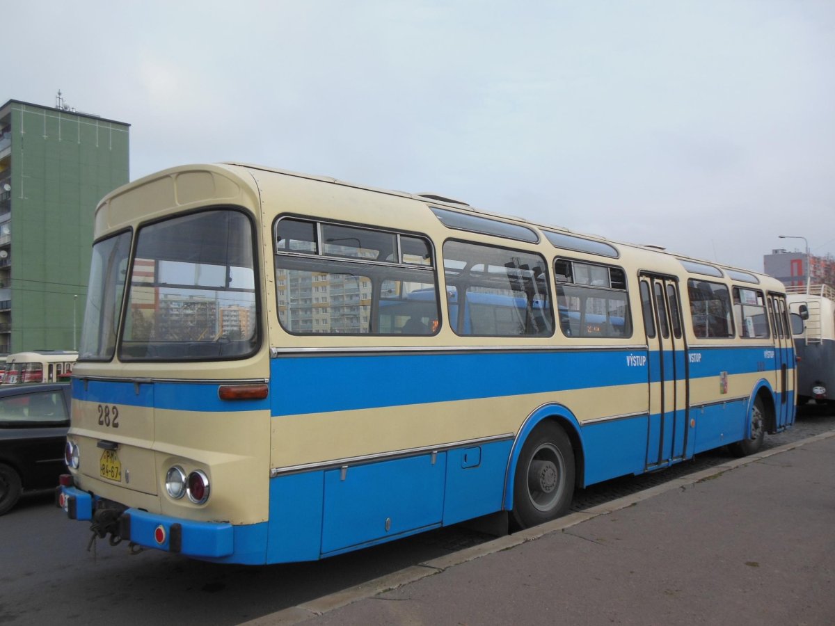 Шкода Кароса автобус