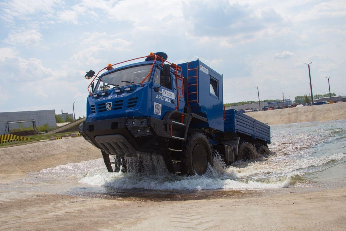 КАМАЗ Арктика 6х6