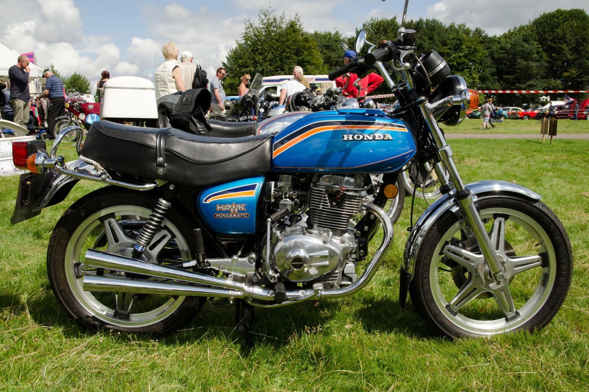Honda Hawk CB 400
