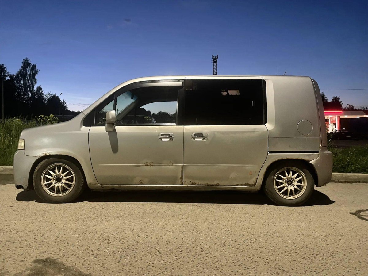 Honda Mobilio Spike 2006