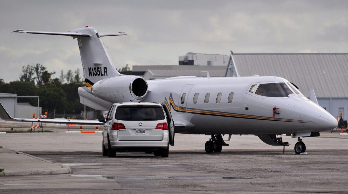 Learjet 55