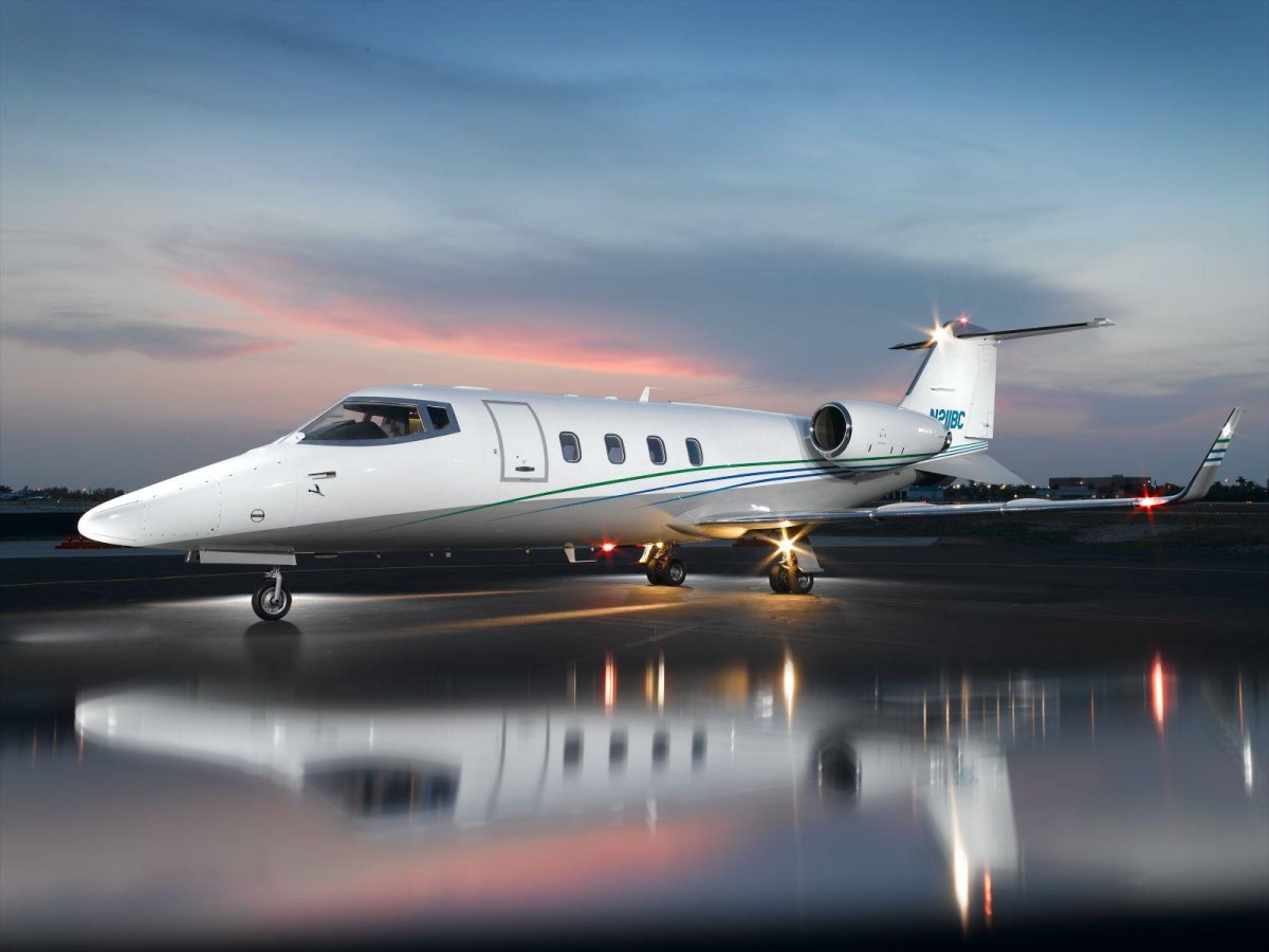 Бомбардье самолет