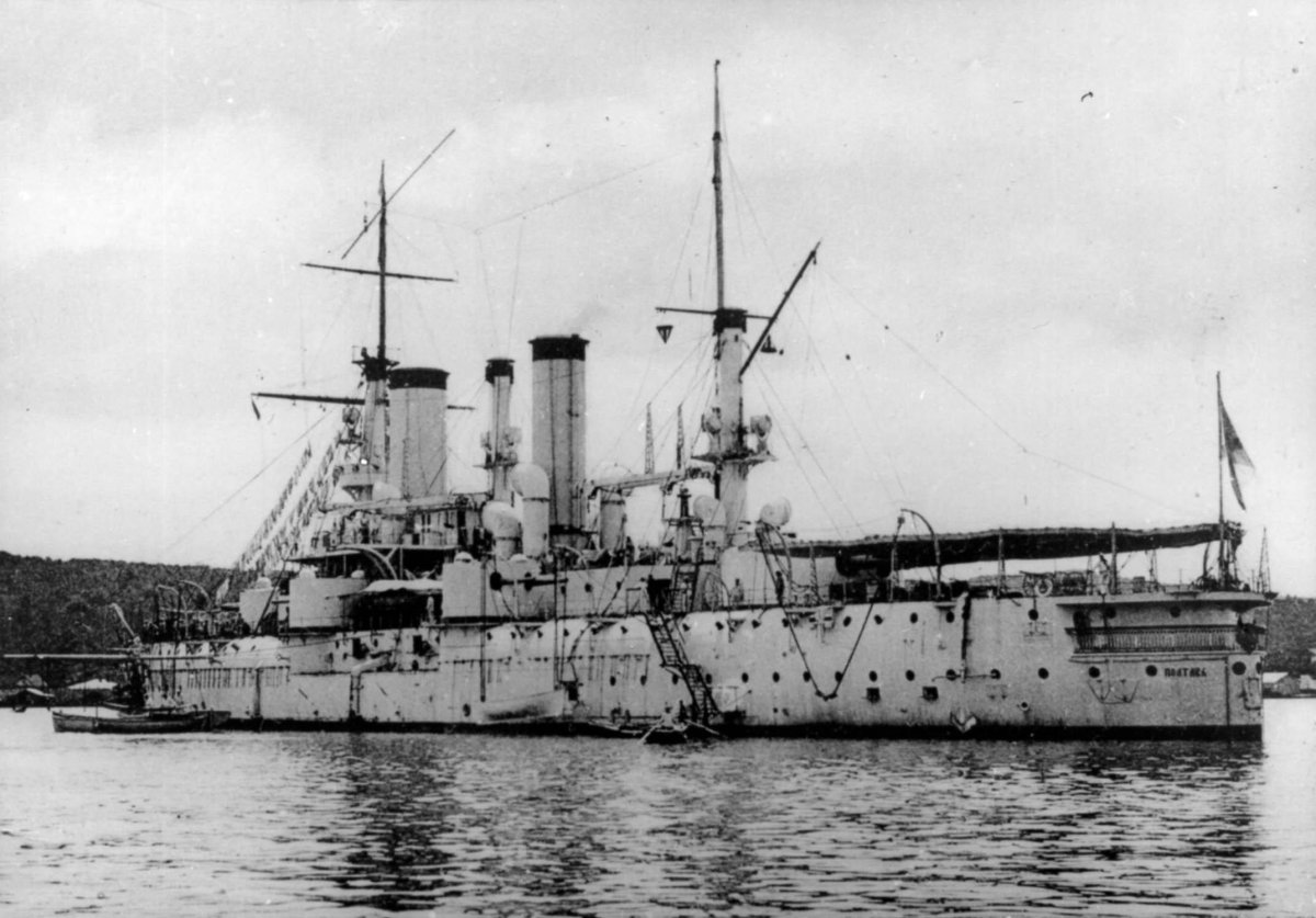 Эскадренный броненосец Полтава