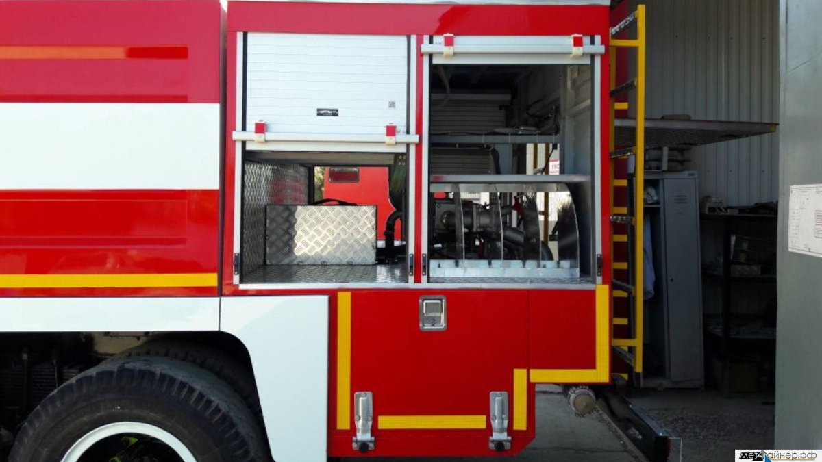 Отсеки пожарного автомобиля