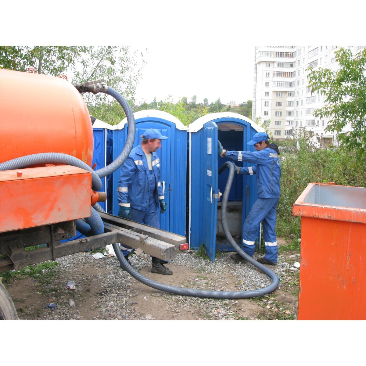 Откачка туалетных кабин