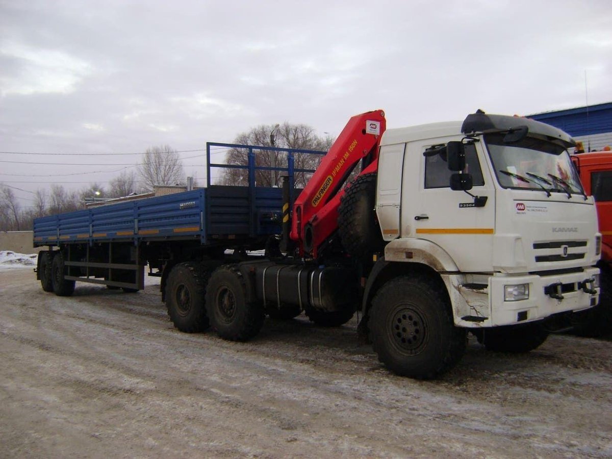 Седельный тягач КАМАЗ 43118 С КМУ