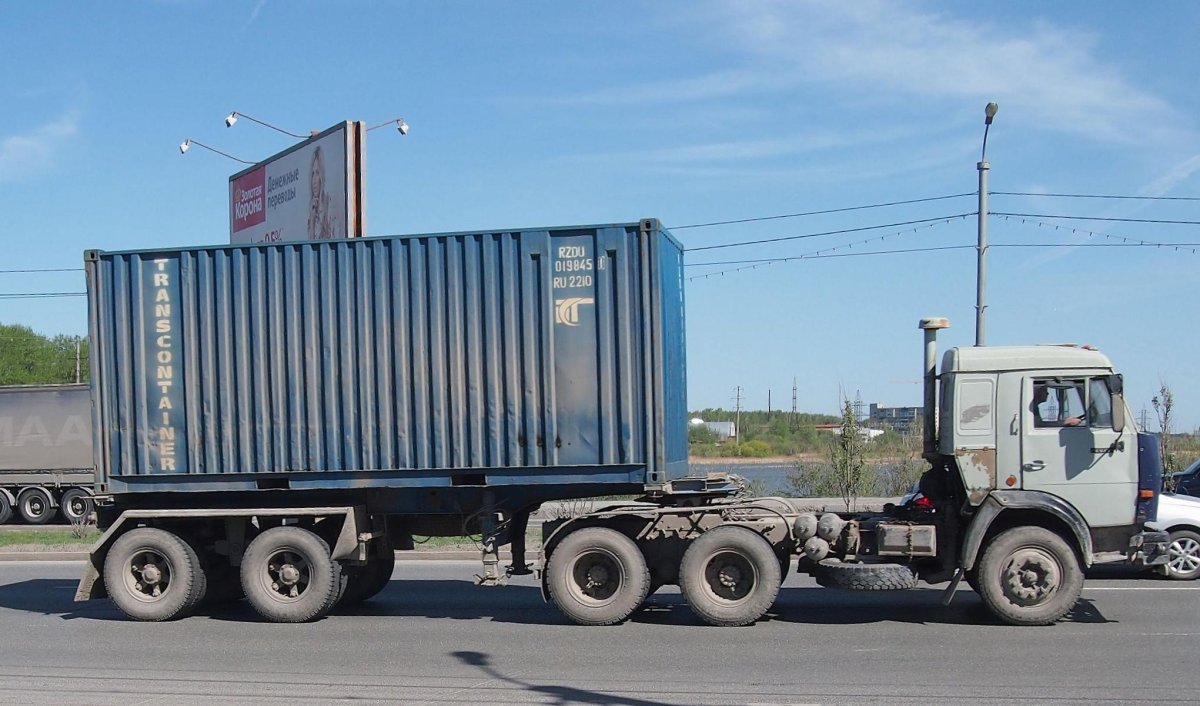 КАМАЗ 54115 тягач контейнеровоз