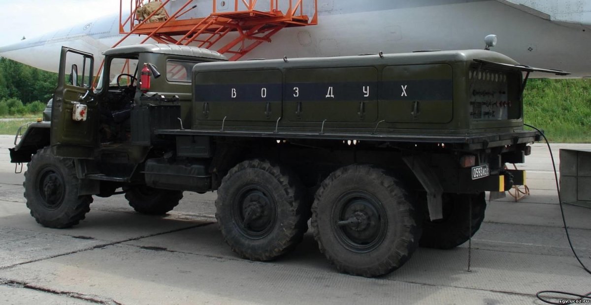 ЗИЛ-131 вз-20-350 воздухозаправщик