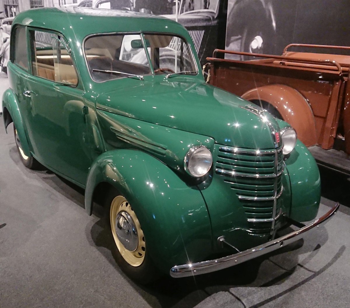 Ким 10 Ford prefect