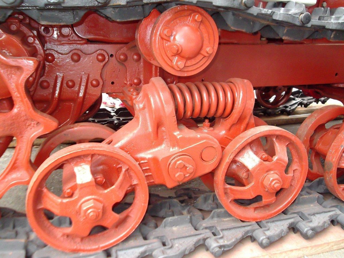 ДТ-75 трактор