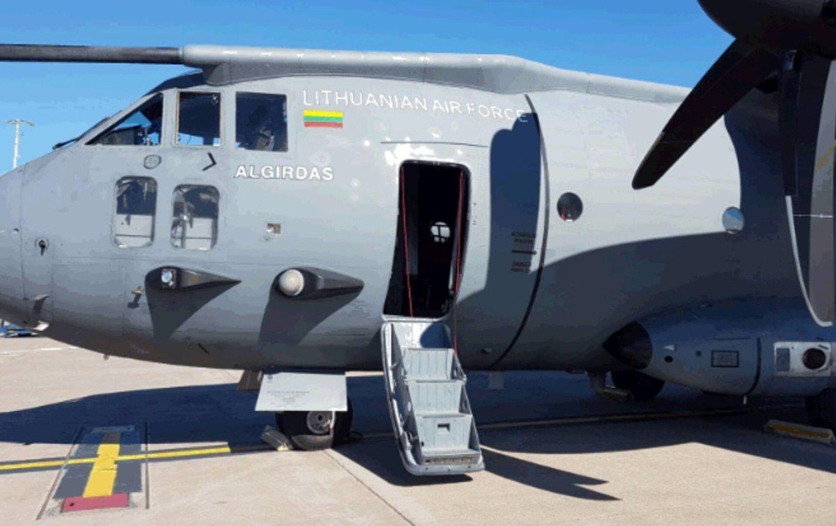 Литва самолет