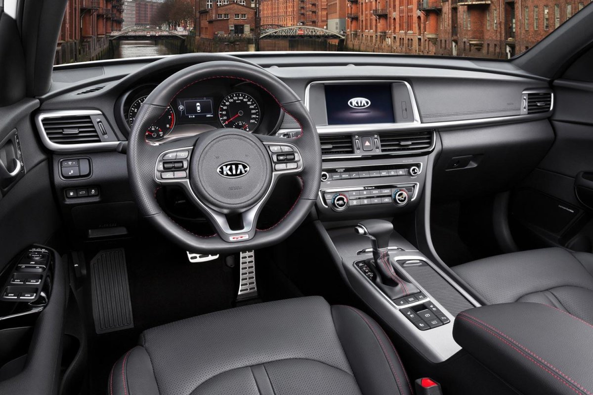 Kia Optima 2017 салон