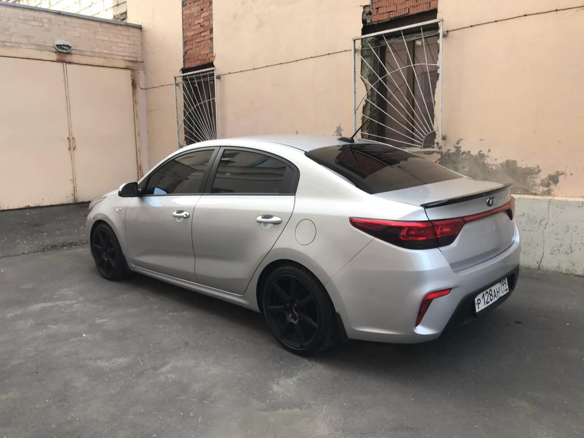 Kia Rio 4 White Tuning