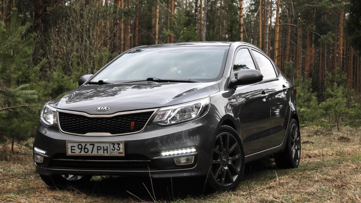 Kia Rio 2015 черная