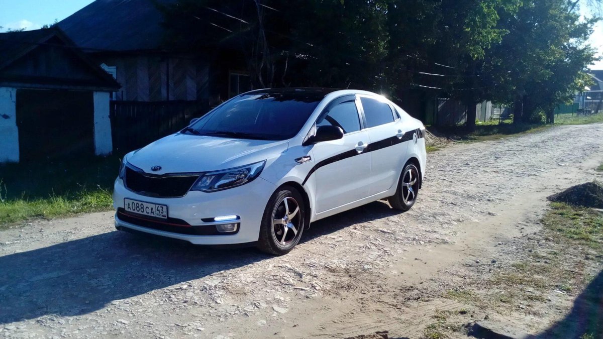 Киа Рио 3