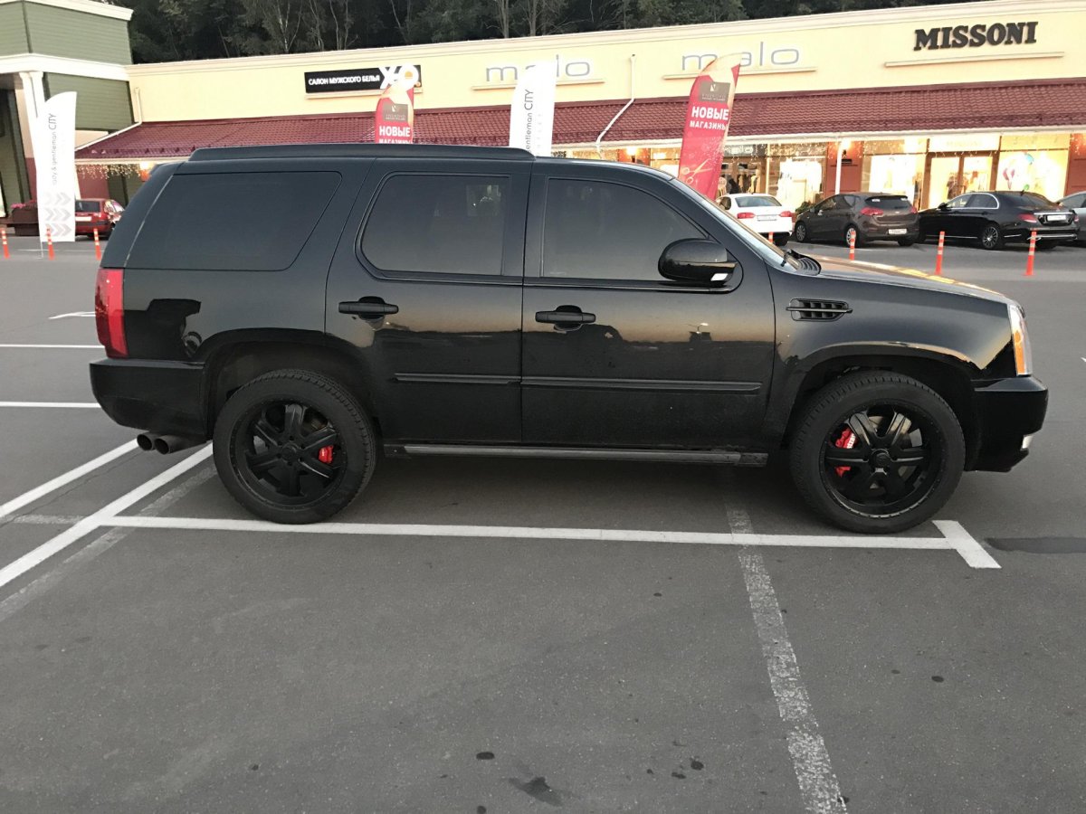 Антихром Кадиллак Эскалейд 3