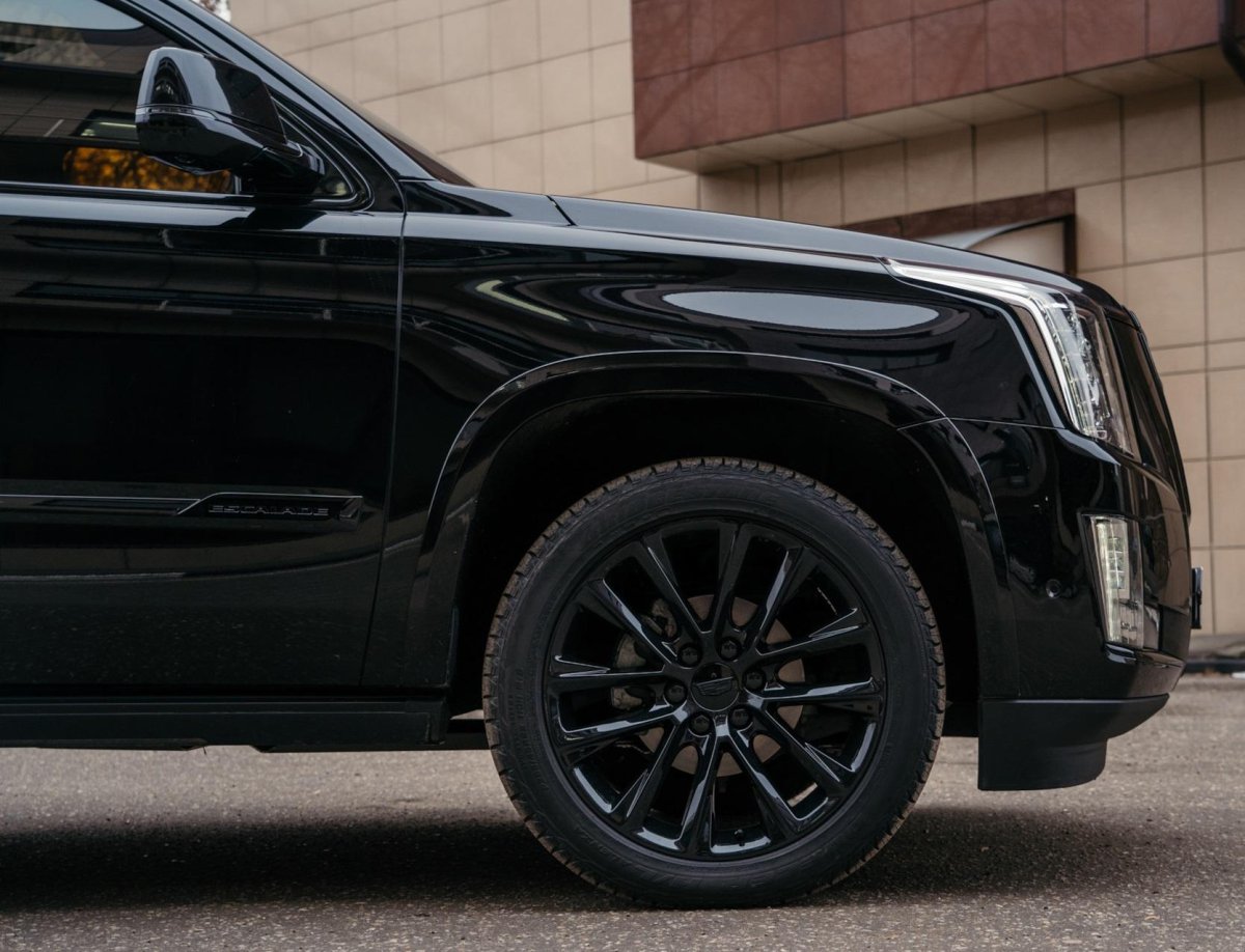 Кадиллак Эскалейд черный антихром