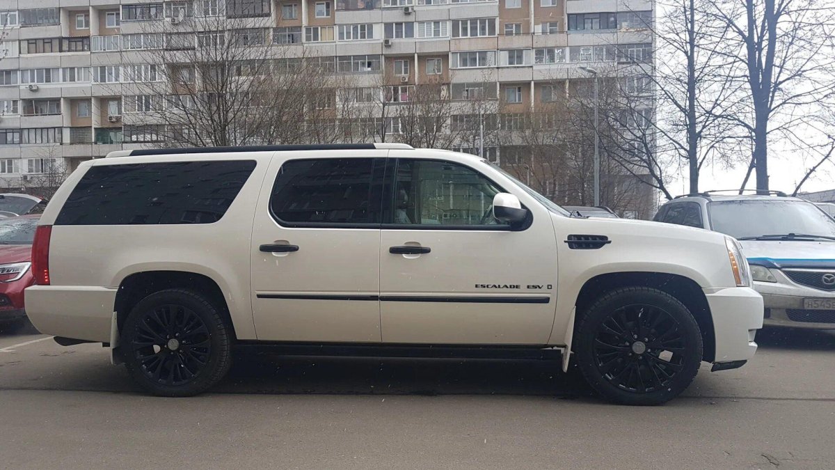 Антихром Кадиллак Эскалейд 3