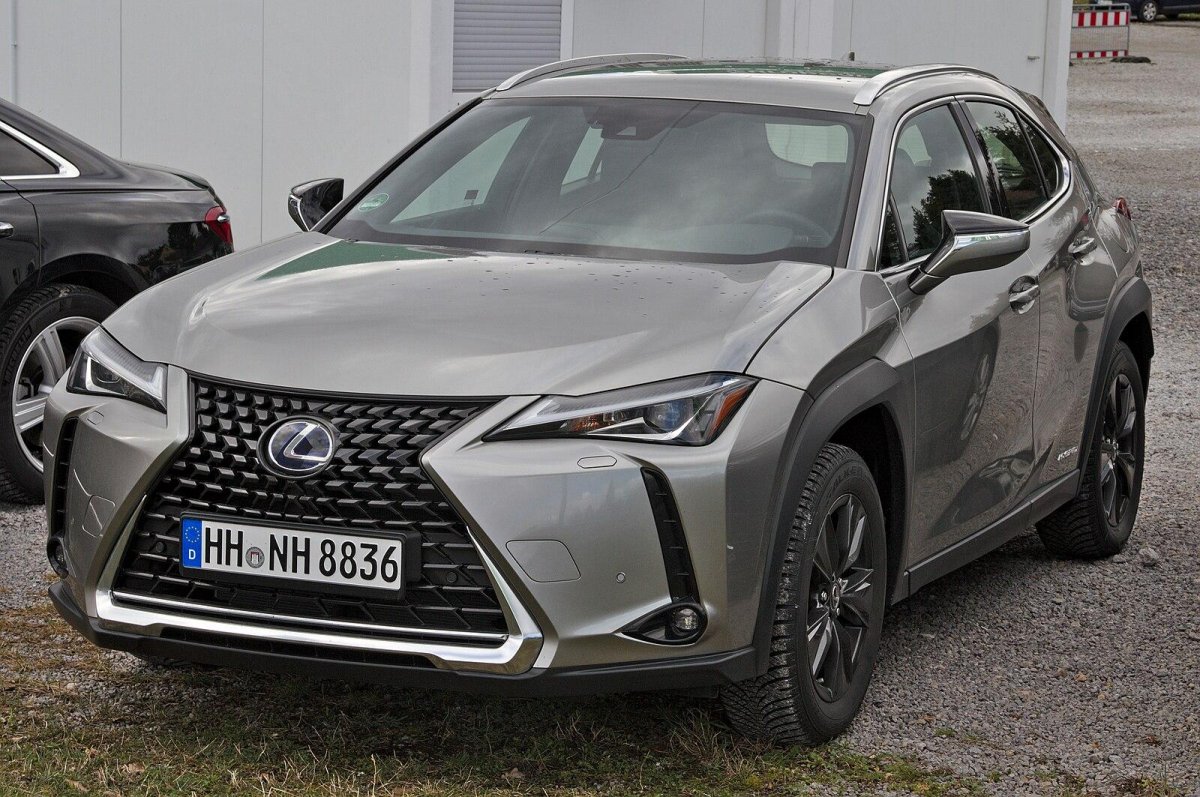 Lexus UX 250h