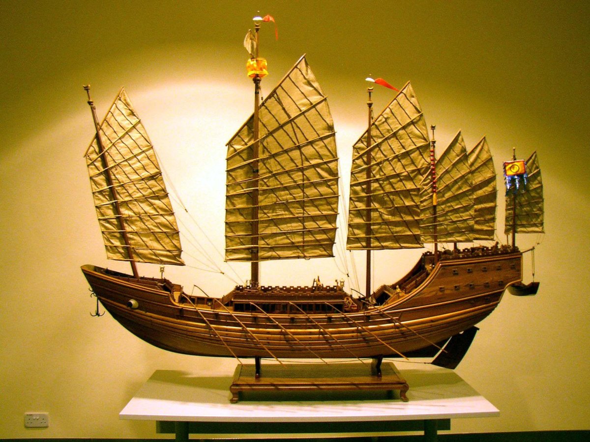 Барка Джонка рикша пакетбот