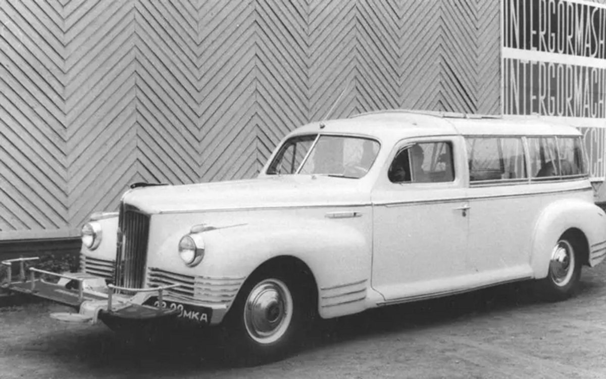 Лимузин ЗИС-110