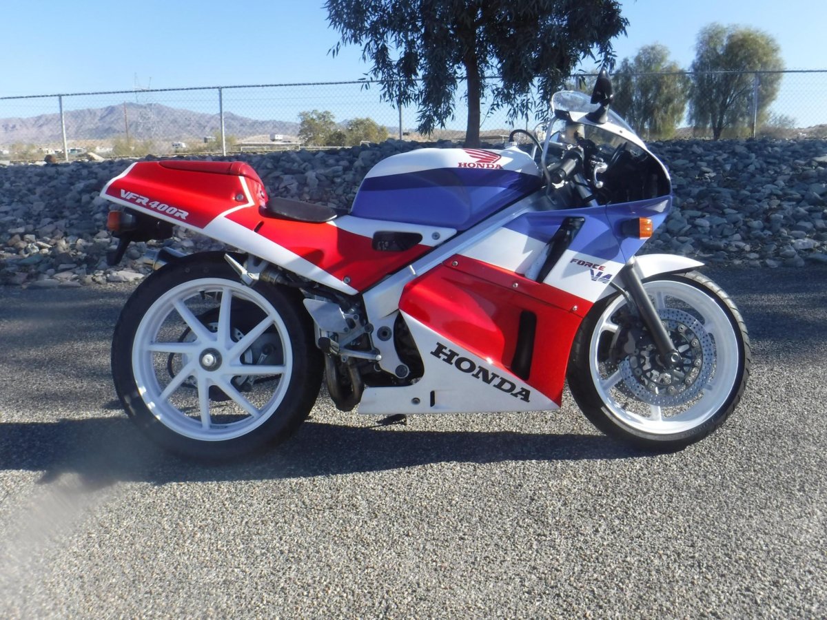 Honda VFR 400 R