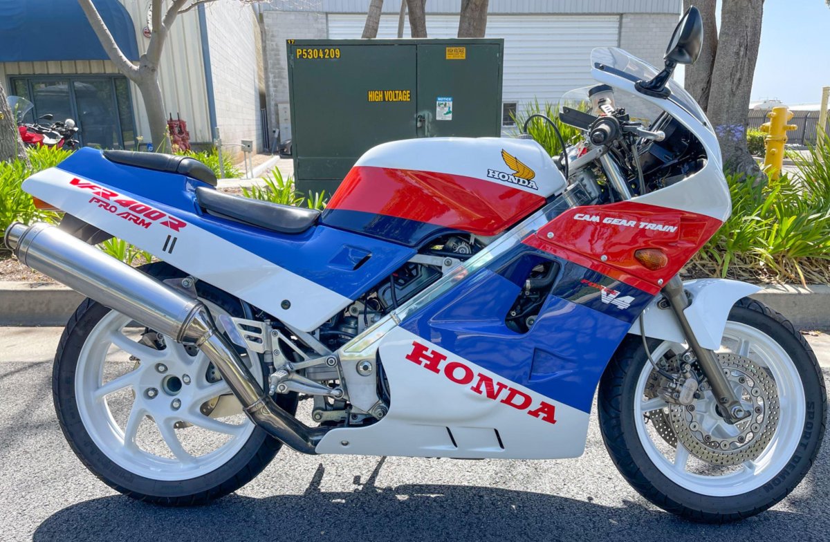 Honda VFR 400 NC