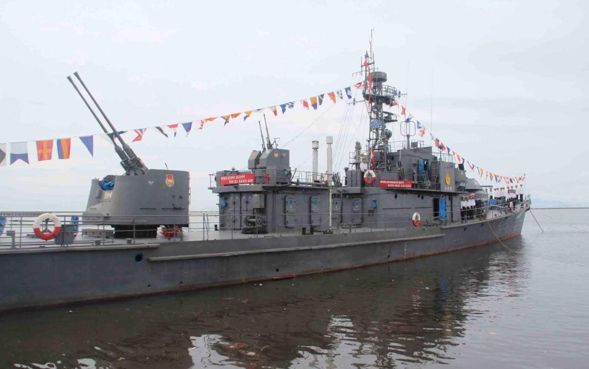 КНДР Фрегат Наджин