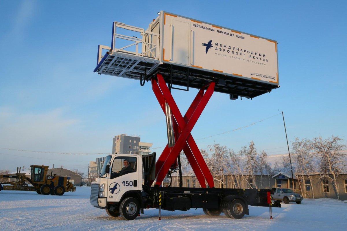 Ford f750 Автолифт