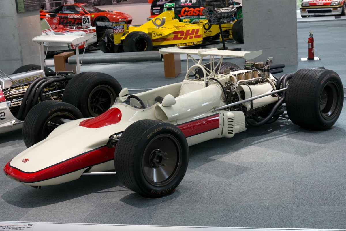 Honda ra302