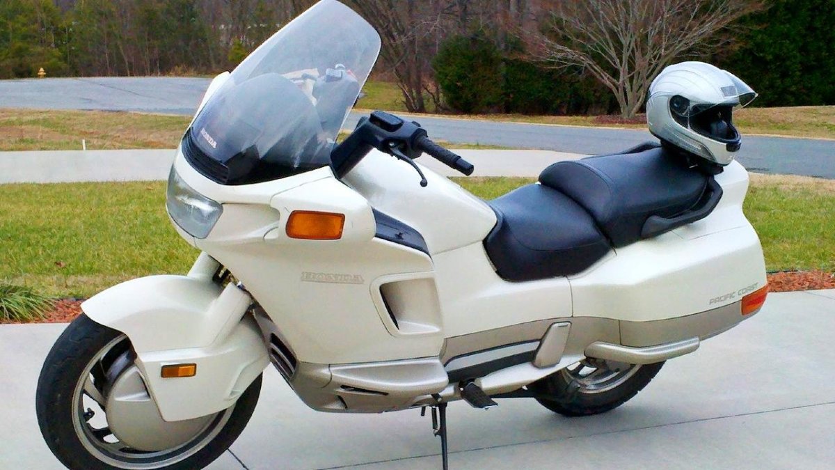 Honda pc800 Pacific Coast