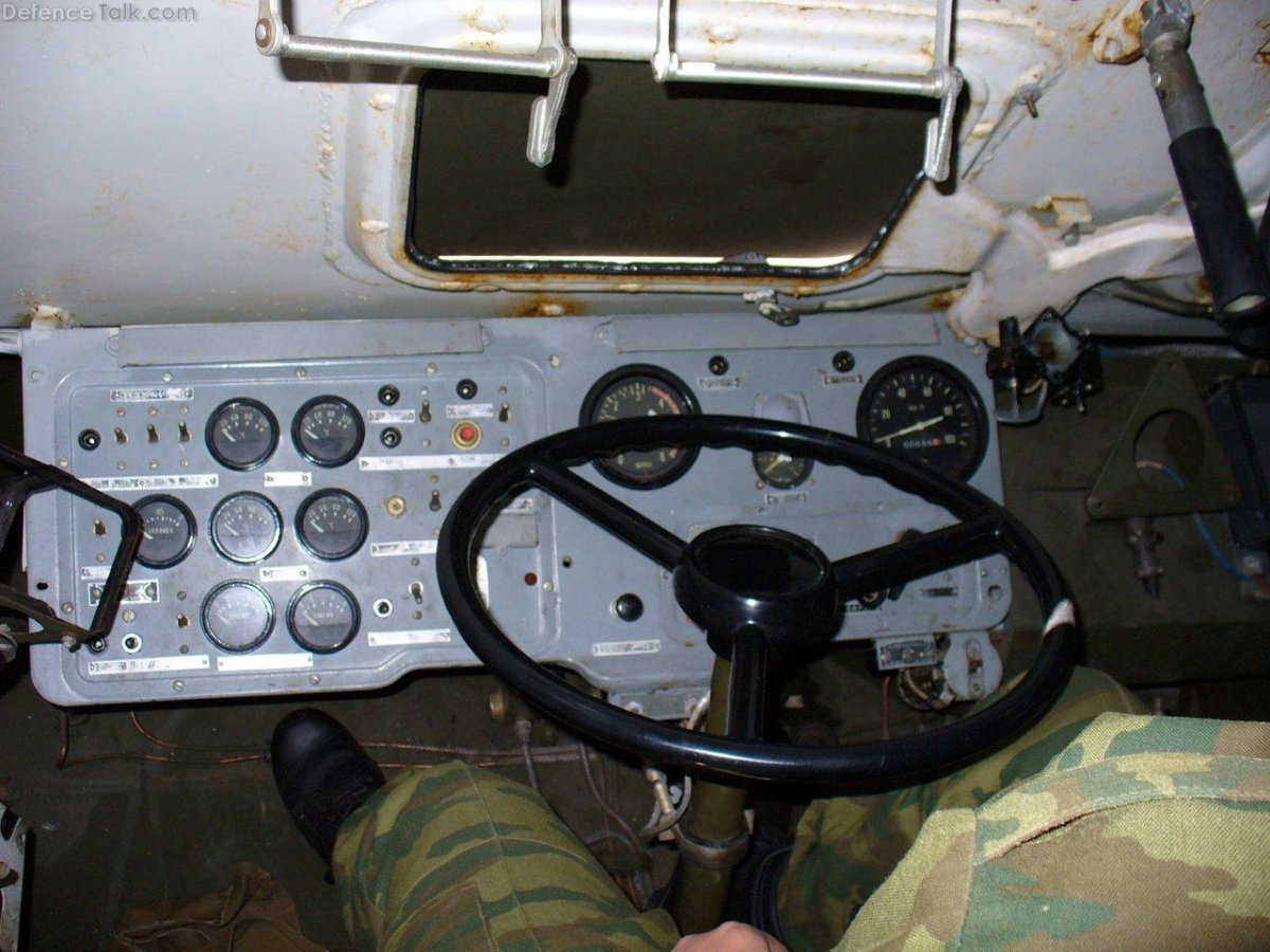 БТР 70 кабина