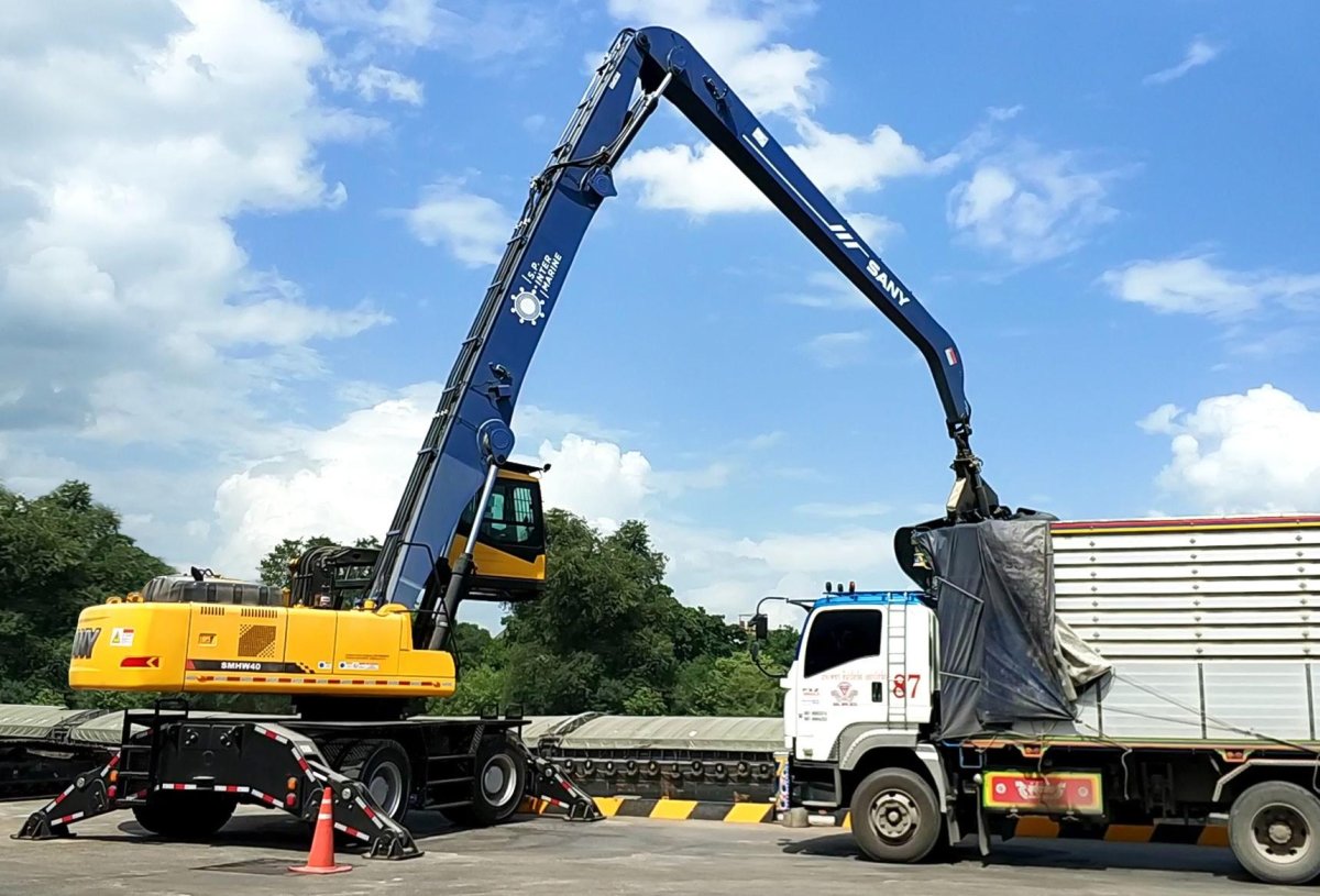 Перегружатель sany smhw48