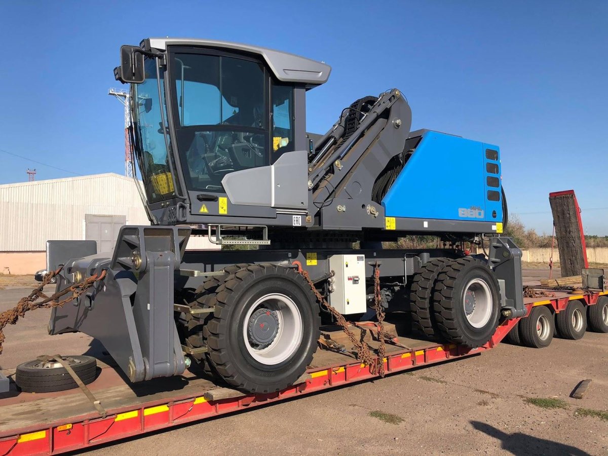 Перегружатель колесный Sennebogen