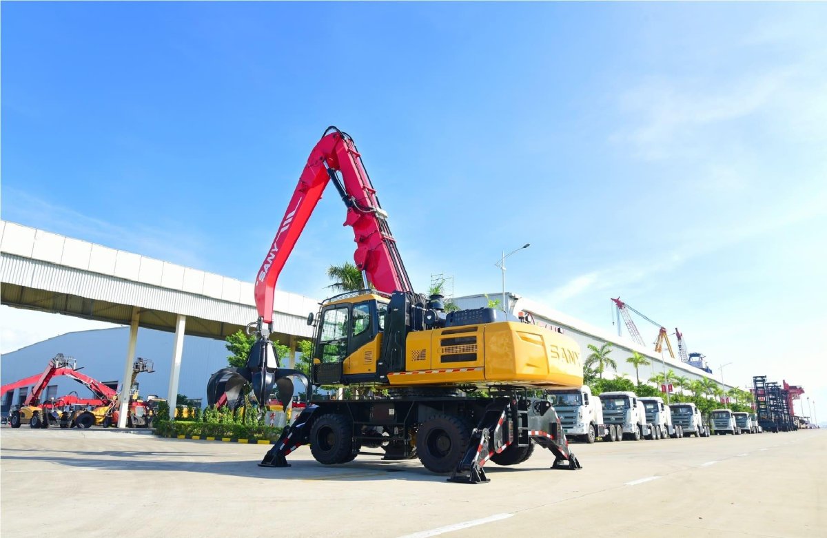 Перегружатель sany SMHC 35