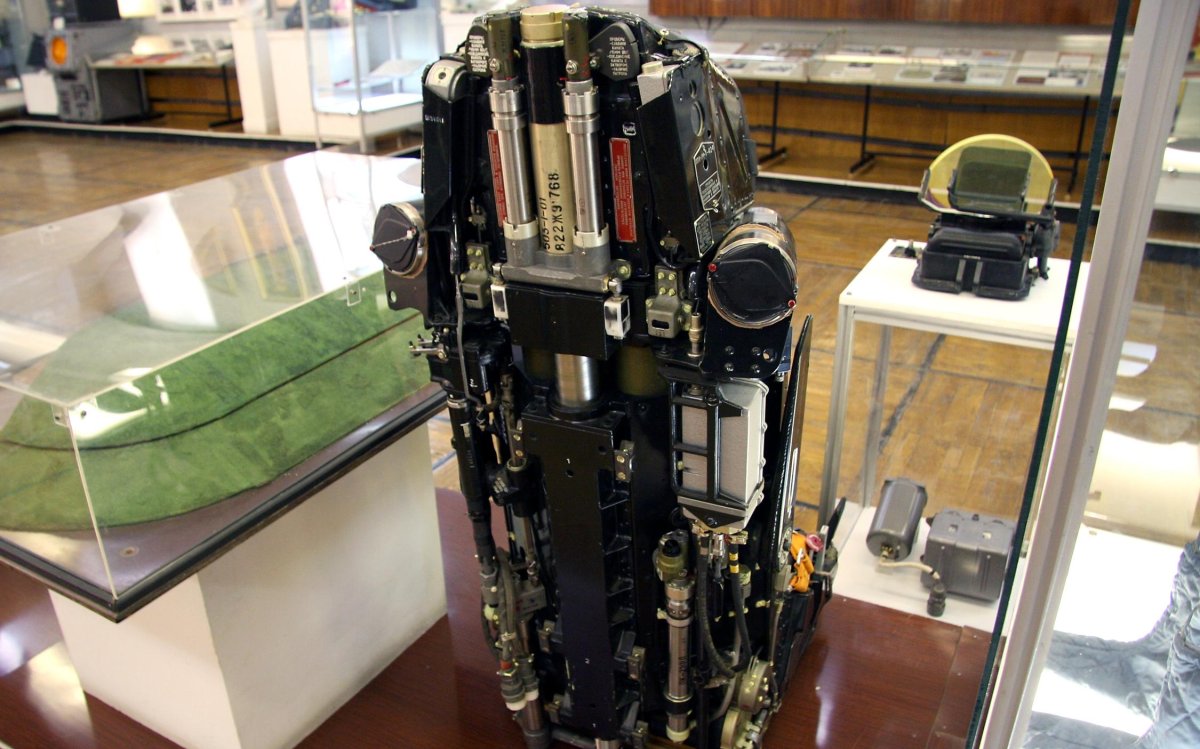 Катапультное кресло Су-27