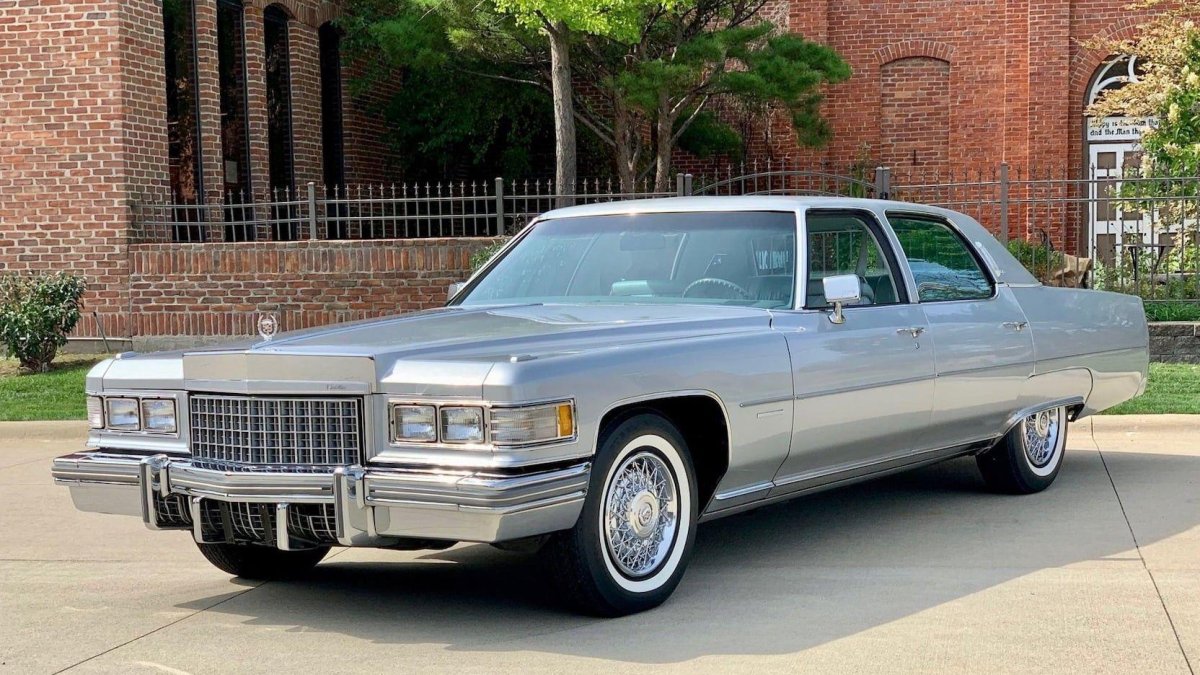 Cadillac Fleetwood 1976