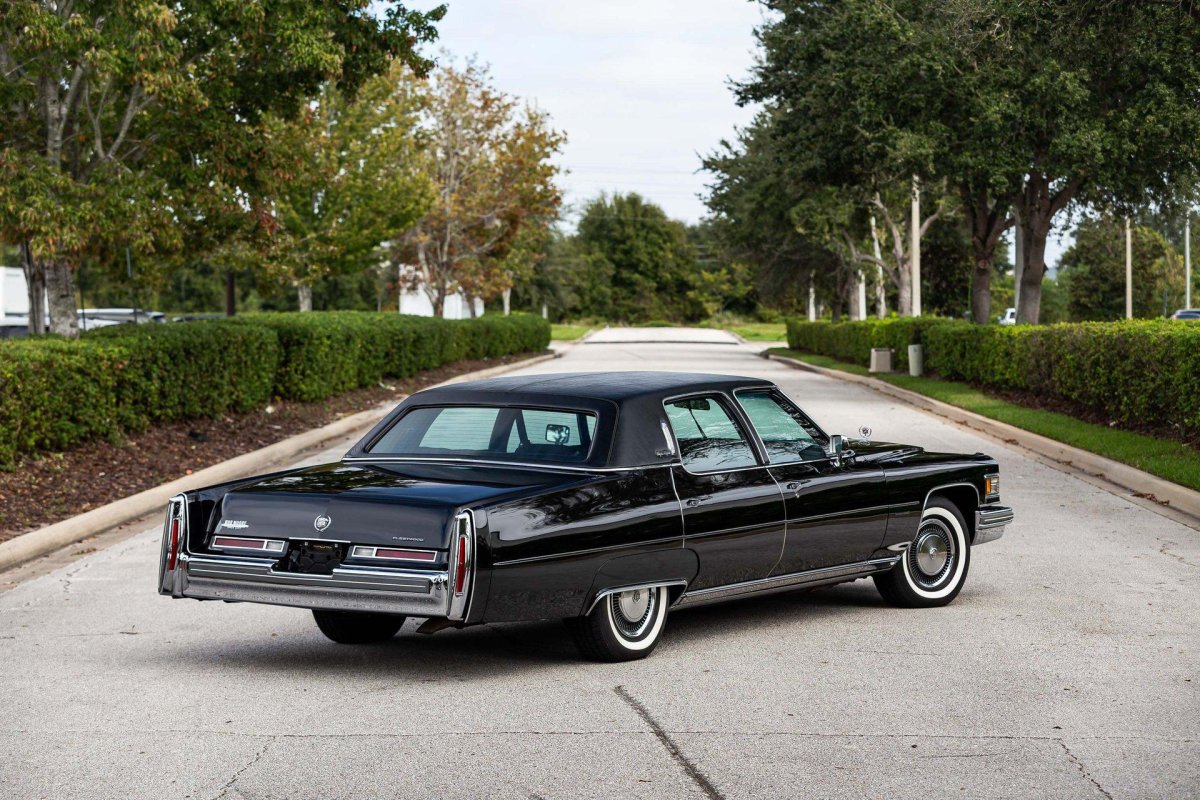 Cadillac Fleetwood Brougham 1974